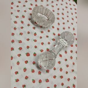 Knife Rest And Salt Cellar